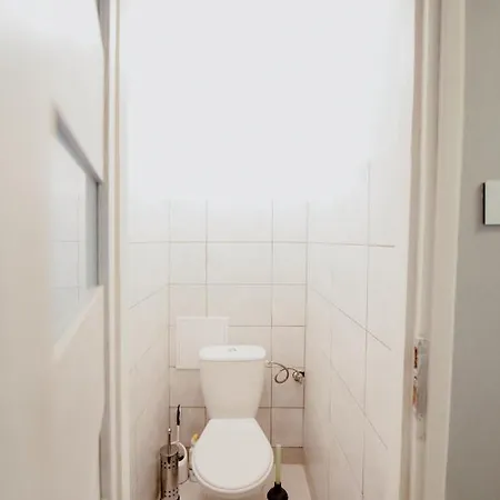High Standard-university District Apartment