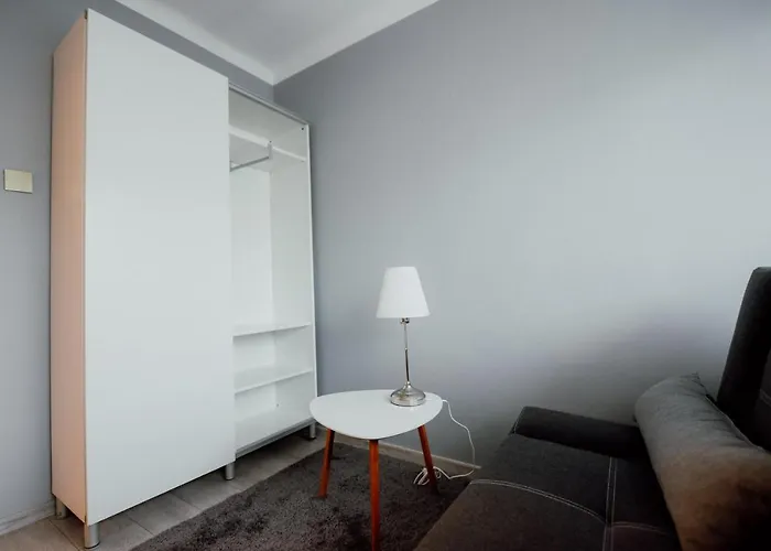 High Standard-university District Апартаменты Лодзь